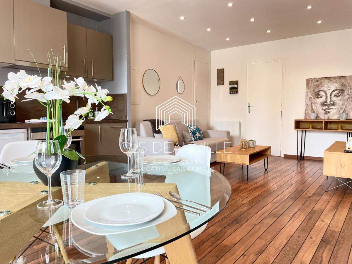 Appartement Coeur De Deauville Esterno foto