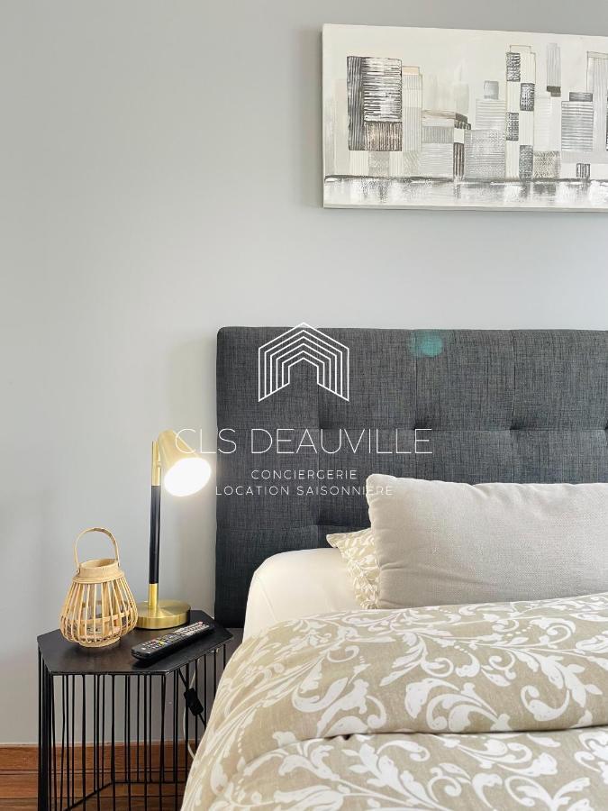 Appartement Coeur De Deauville Esterno foto
